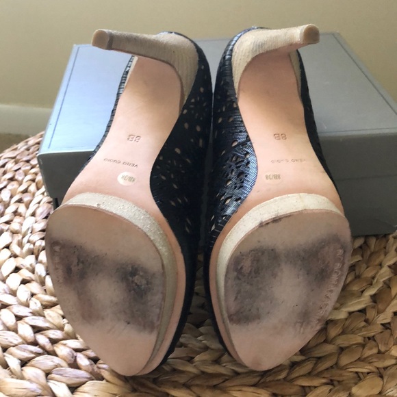 BCBG MAXAZRIA MA-FOSTER3 SHOES. - Picture 6 of 8